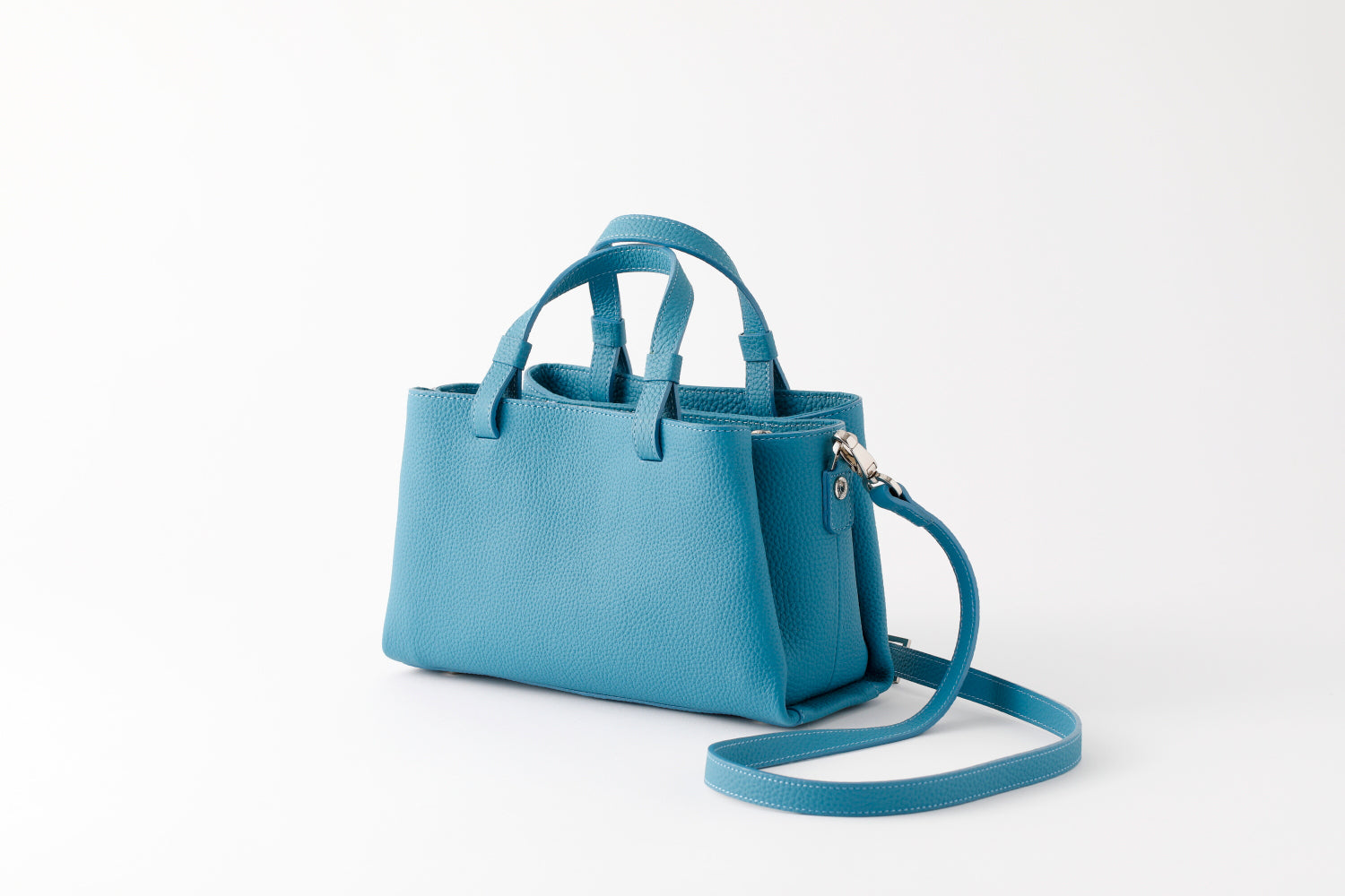 スリーポッシュ