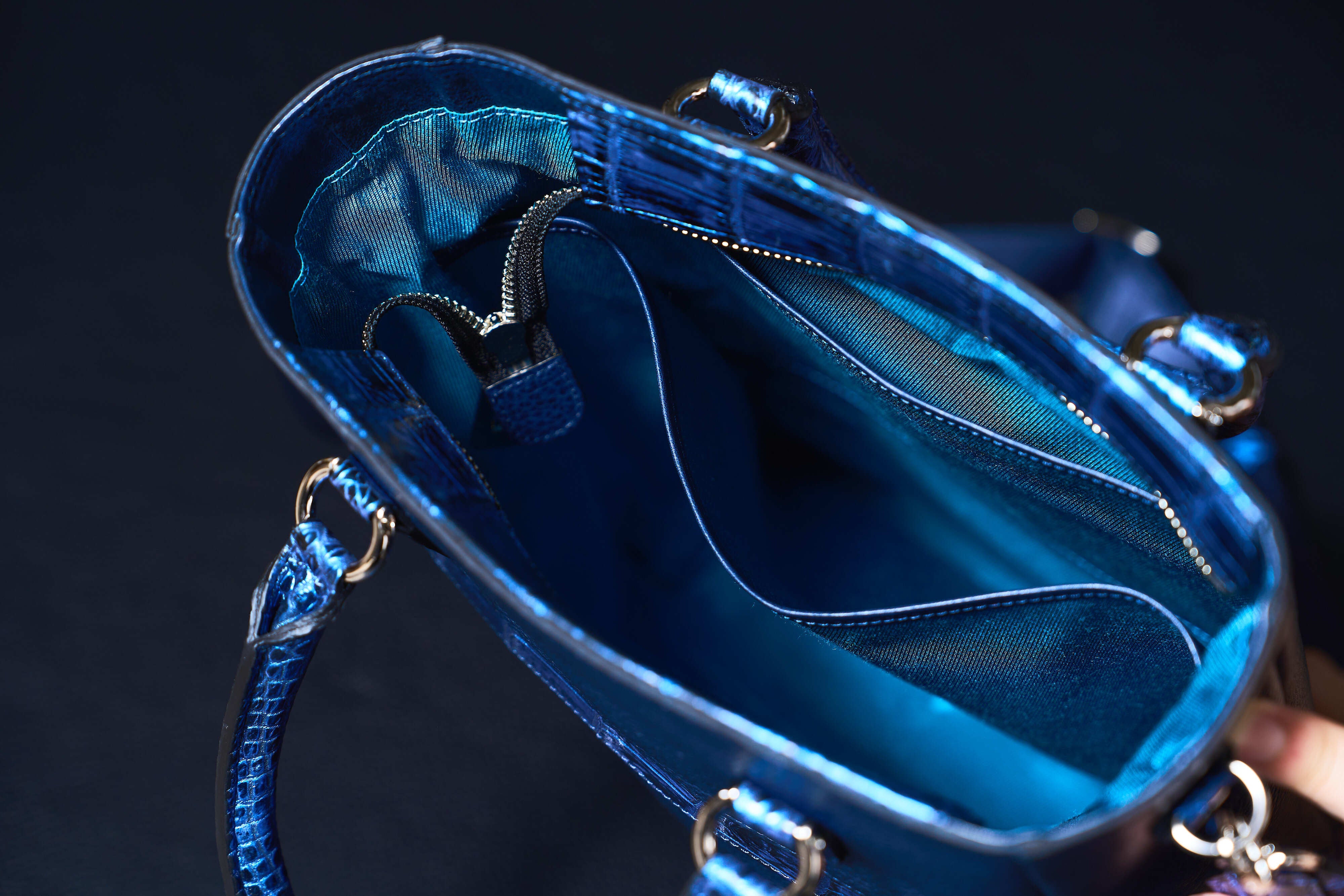 2way縦長トートバッグ（クロコダイル革とイタリアヌメ革のコンビ）