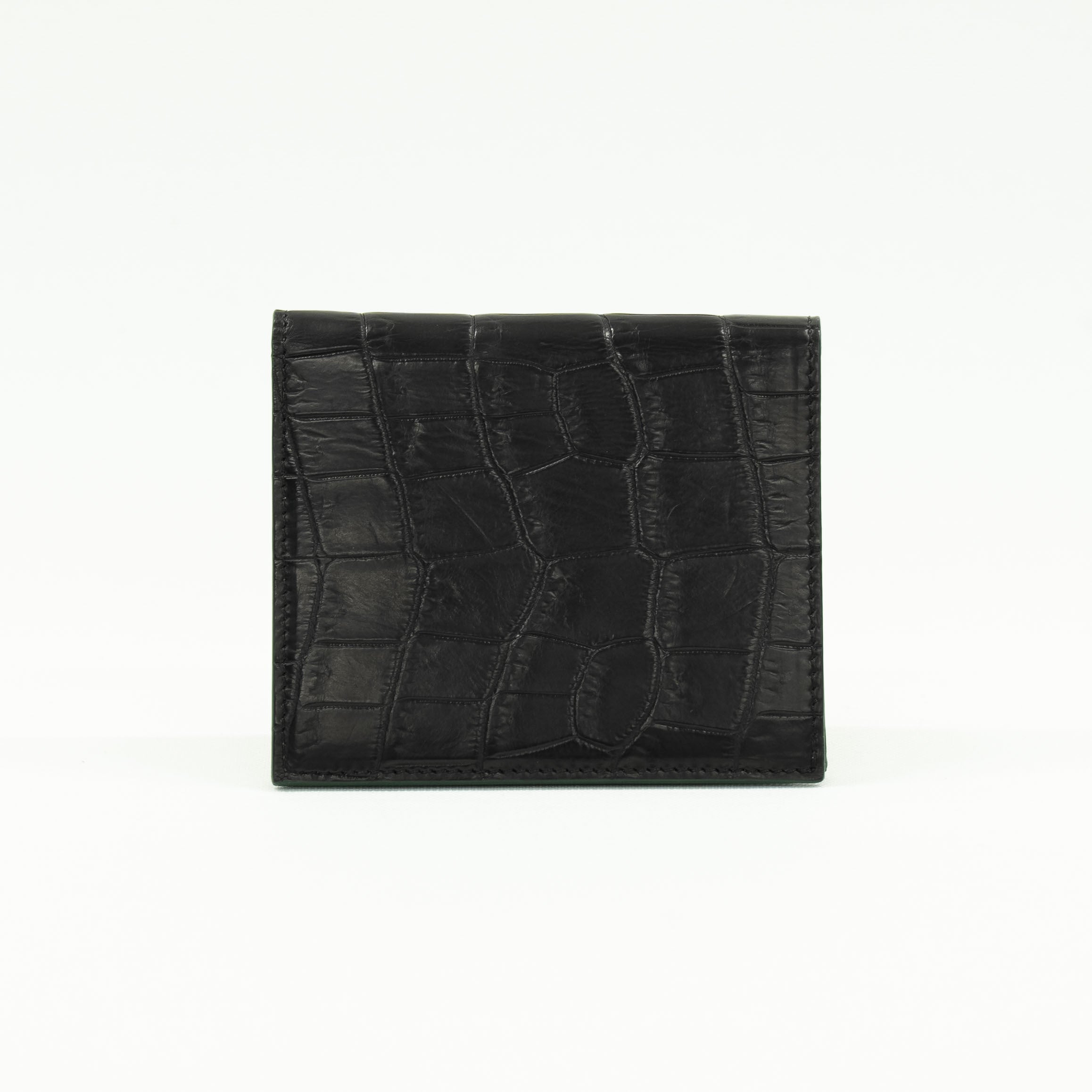 二つ折りサイフ（ファスナーポケット付き）