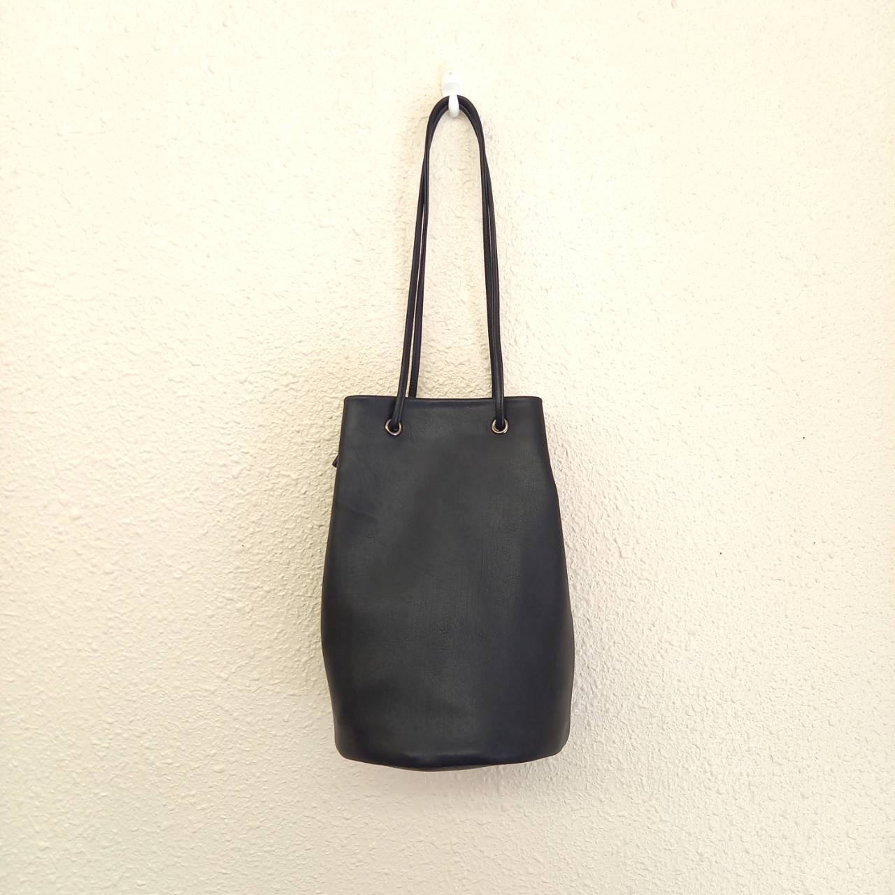 長財布が入るミニドローストリングバッグ