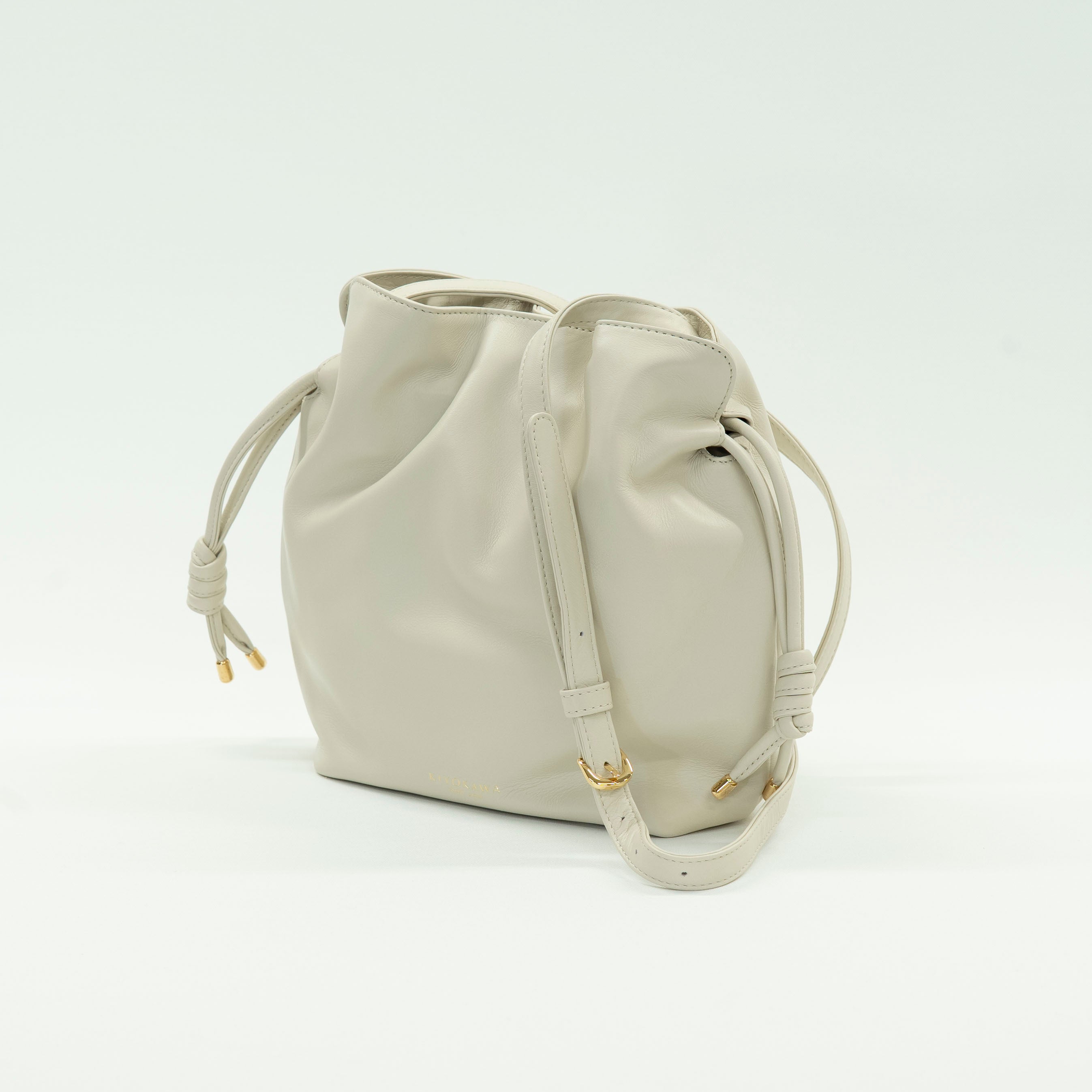 柔らかな牛革　ショルダーポシェット【ZIT001】