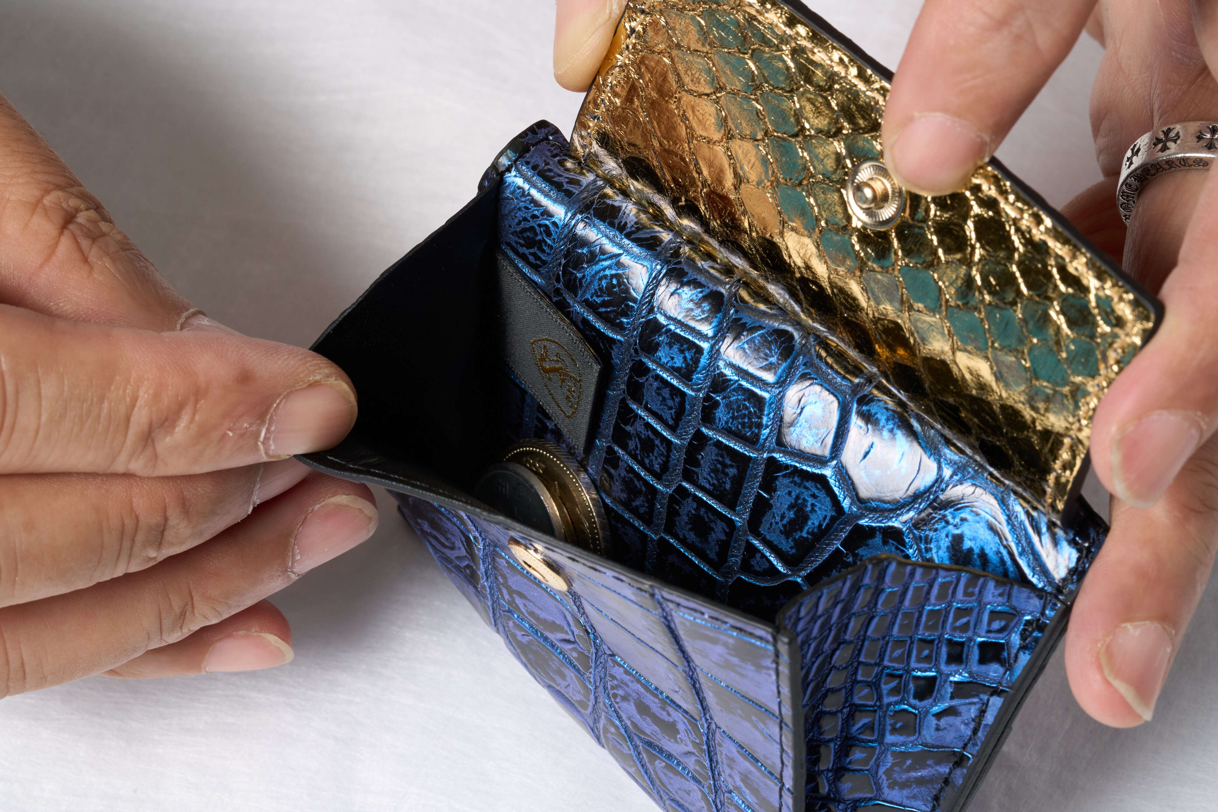 コンパクト財布