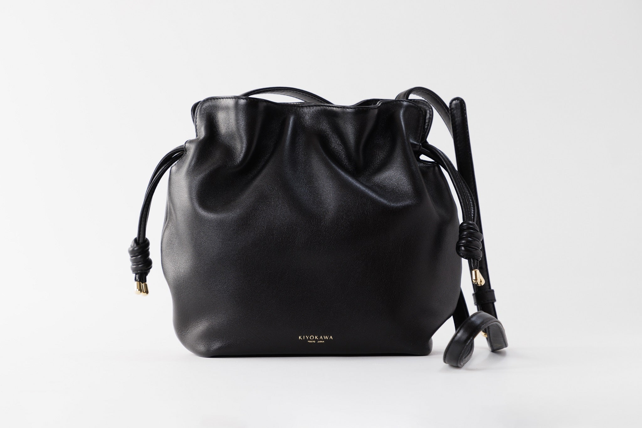 柔らかな牛革　ショルダーポシェット【ZIT001】